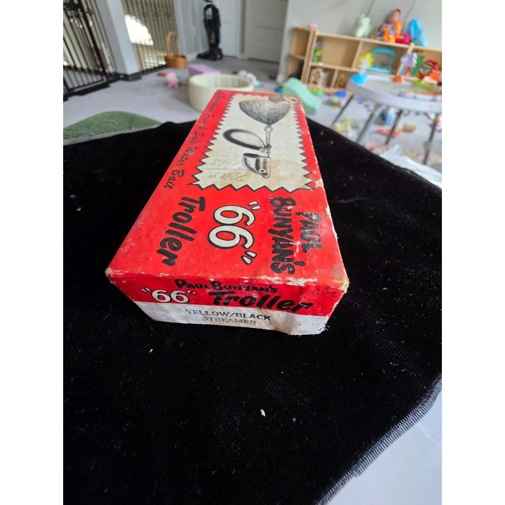 Vintage Paul Bunyan 66 Troller Lure Box Fresh Salt Water Bait Collectible